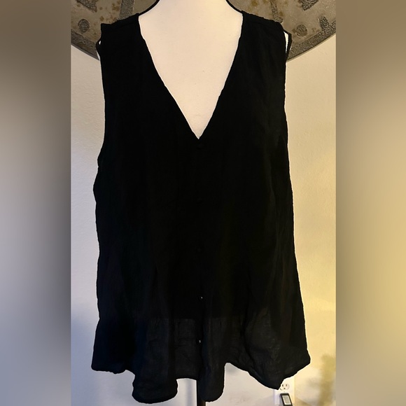 Ava & Viv Tops - Ava & Viv Black V-Neck Blouse